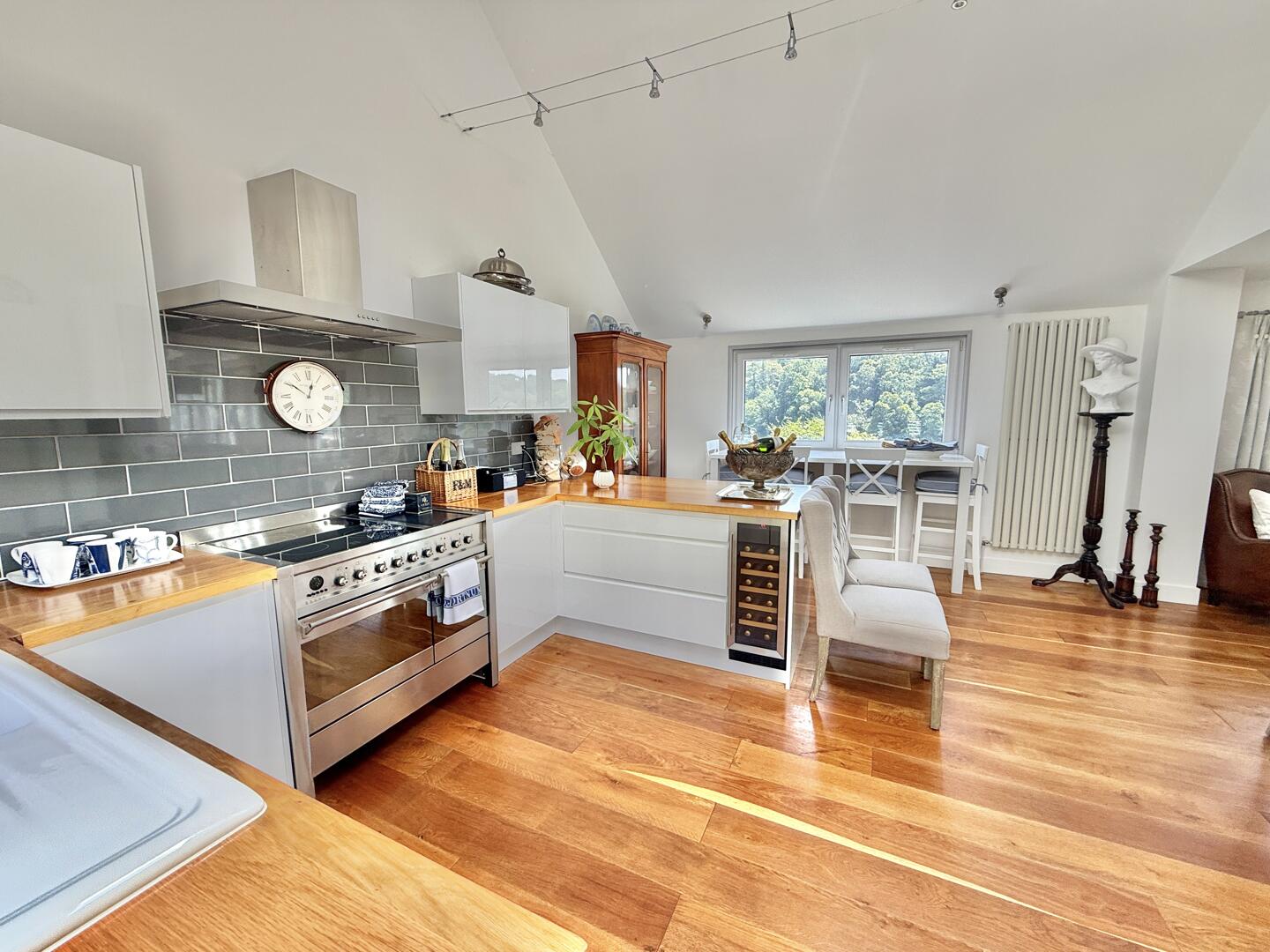 3 bed property in Bar Meadows, Truro